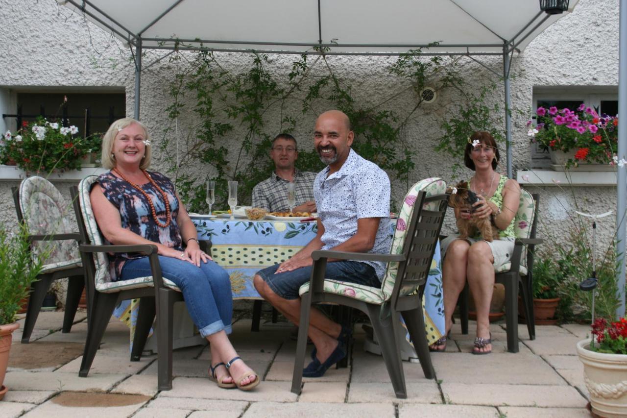 1 Bedroom House 20Min Walk To Centre In טורנוס מראה חיצוני תמונה